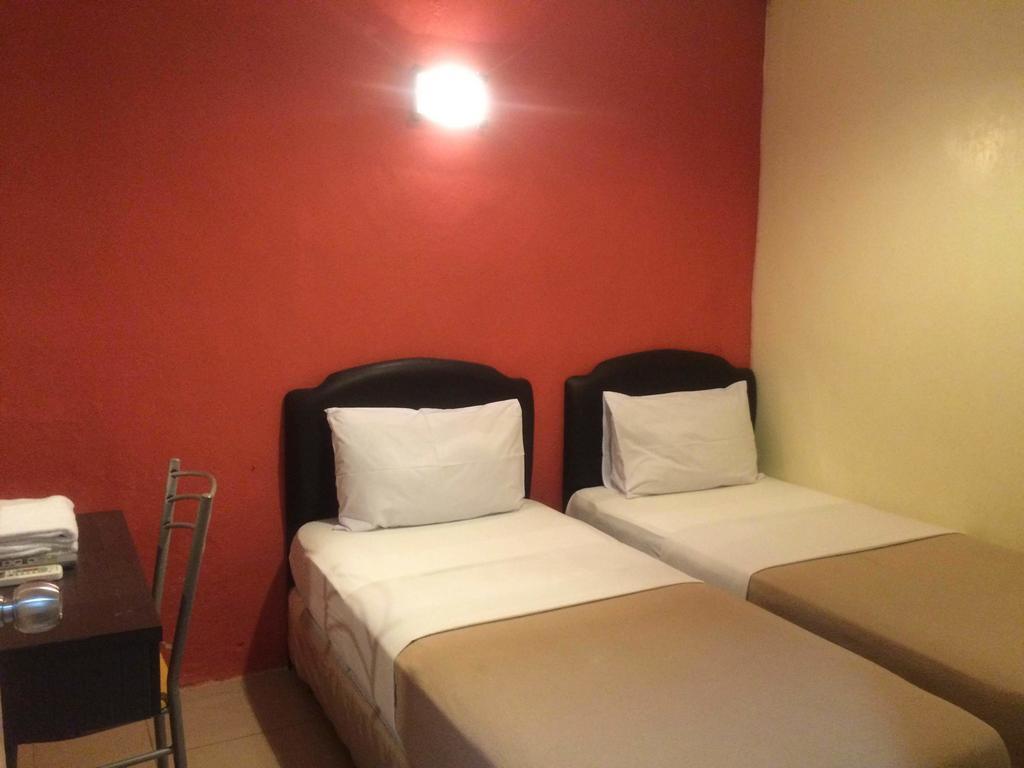 City Star Hotel Кулаи Экстерьер фото